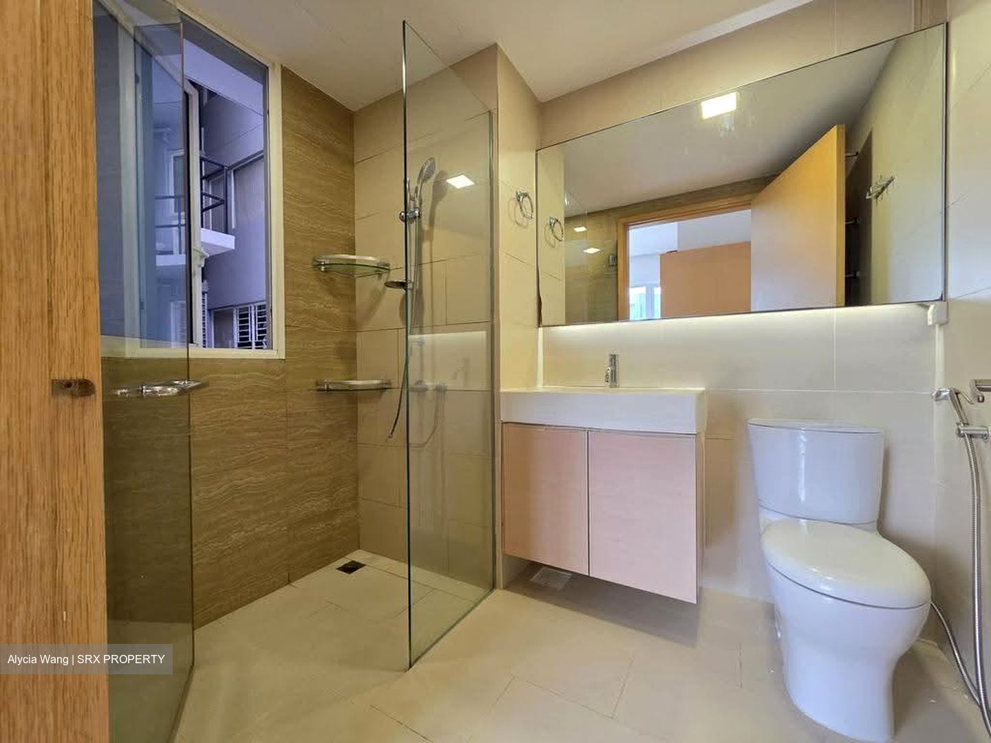 Waterview (D18), Condominium #638603231